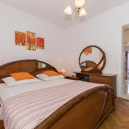 Ruza Apartment